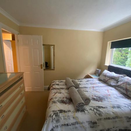 Villa Carreg Y Garth Isaf - Hot Tub Nr Zip World Bangor  Exterior foto