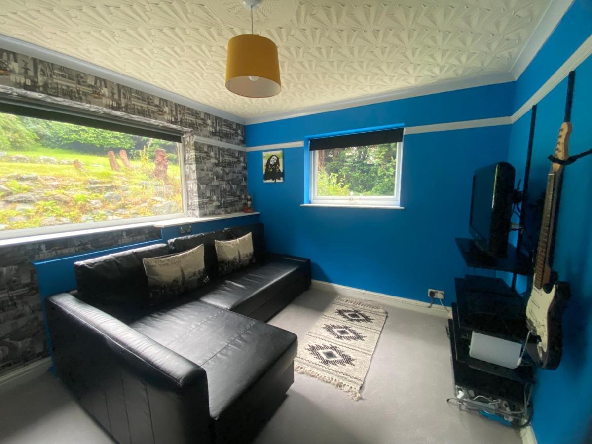 Villa Carreg Y Garth Isaf - Hot Tub Nr Zip World Bangor  Exterior foto
