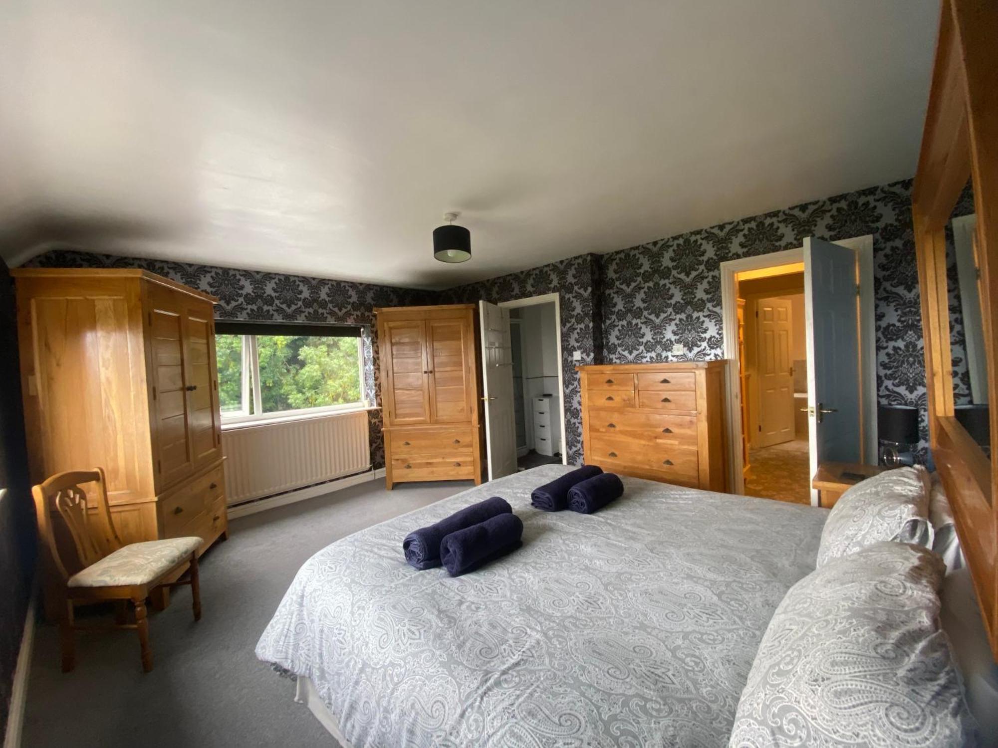 Villa Carreg Y Garth Isaf - Hot Tub Nr Zip World Bangor  Exterior foto